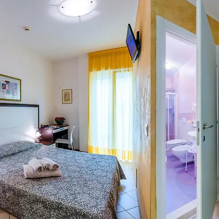 Milano 3s 3* ביביונה