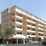 فندق Milano 3s 3*