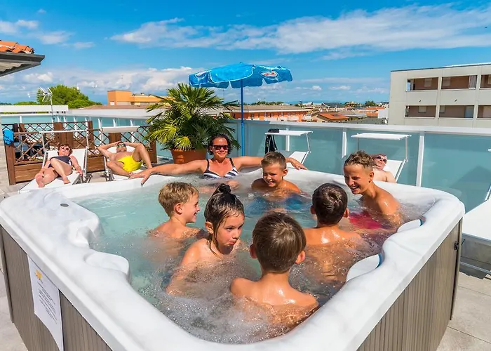 Milano 3s Szálloda Bibione